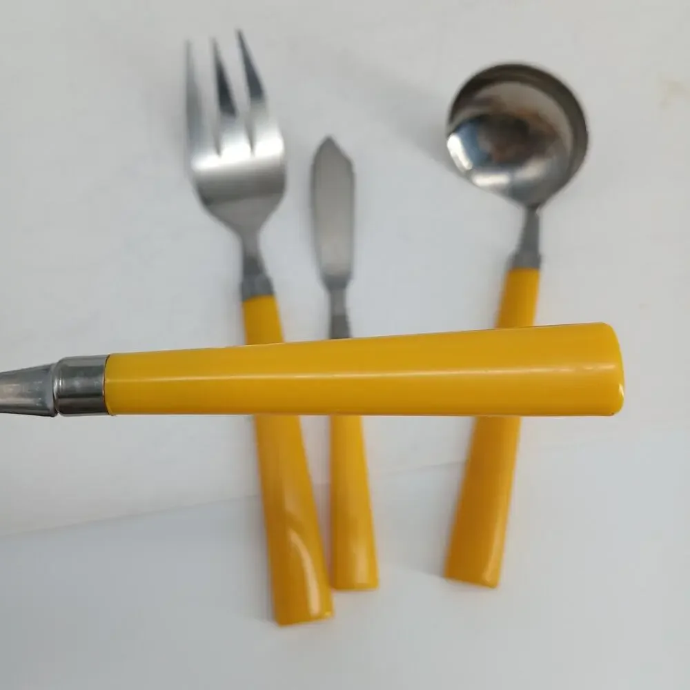 4X Serving Stainless Taiwan Retro MCM Melamine 1960s Yellow Handle Flatware